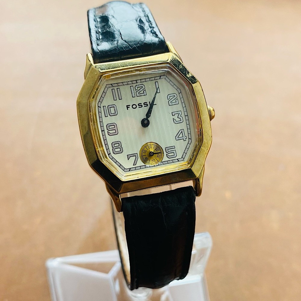 1993 FOSSIL ART DECO WATCH VT-2470